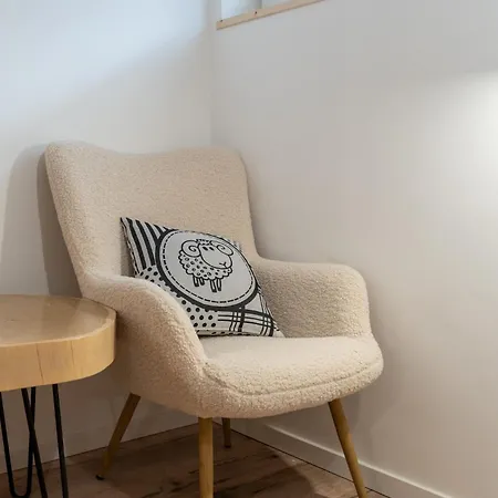 Czarny Baran Daire Zakopane